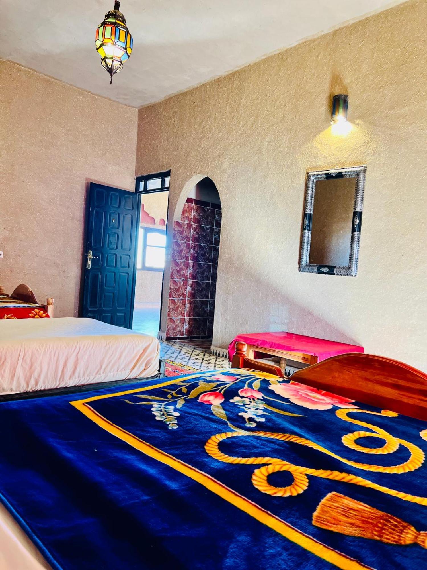 Hotel Camping Les Roses Des Dunes & Piscine Merzouga Exterior foto