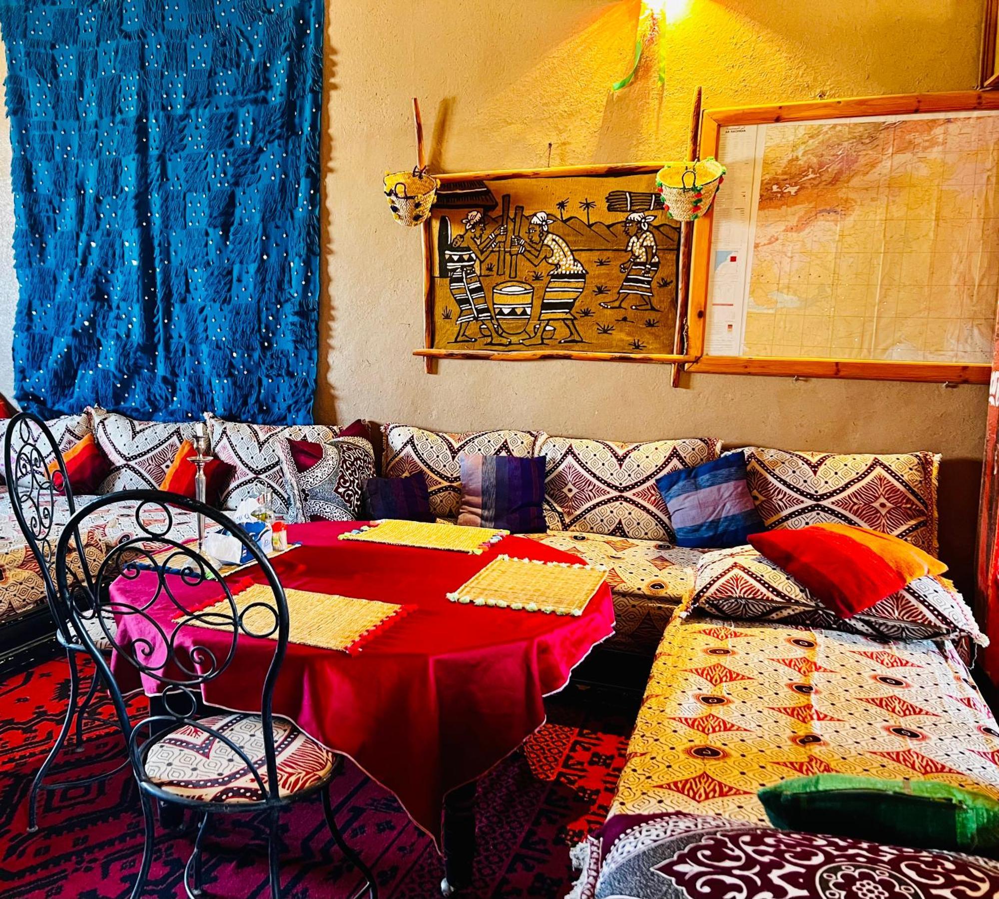 Hotel Camping Les Roses Des Dunes & Piscine Merzouga Exterior foto