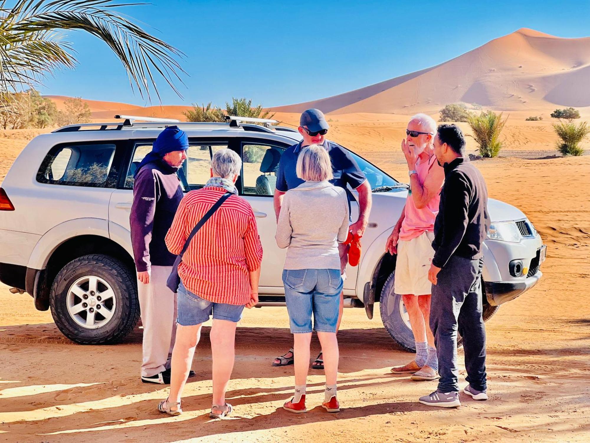 Hotel Camping Les Roses Des Dunes & Piscine Merzouga Exterior foto